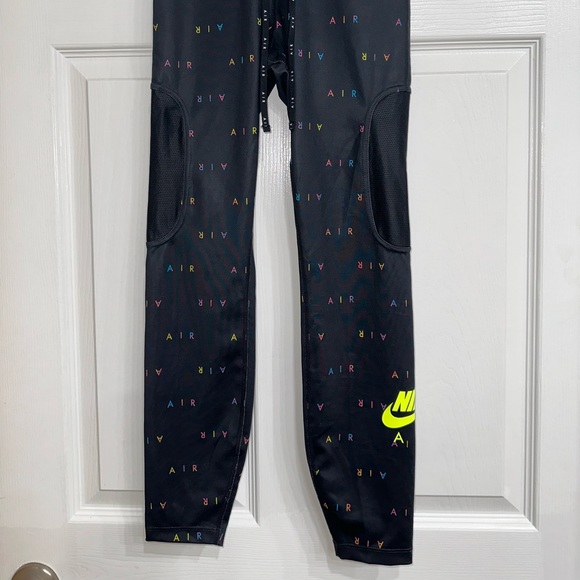 Nike leggings - Picture 2 of 3